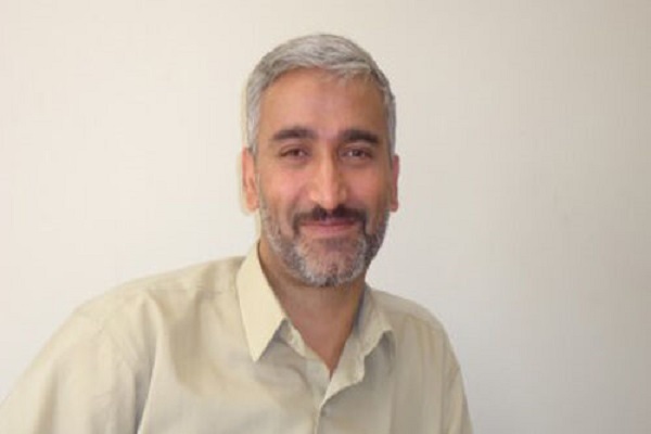 قدرتالله قربانی، دانشیار گروه فلسفه دانشگاه خوارزمی