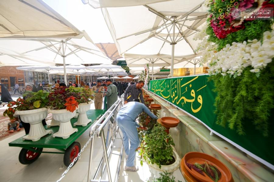 تصاویری از گل آرایی حرم علوی به مناسبت فرارسیدن ولادت پیامبر(ص)