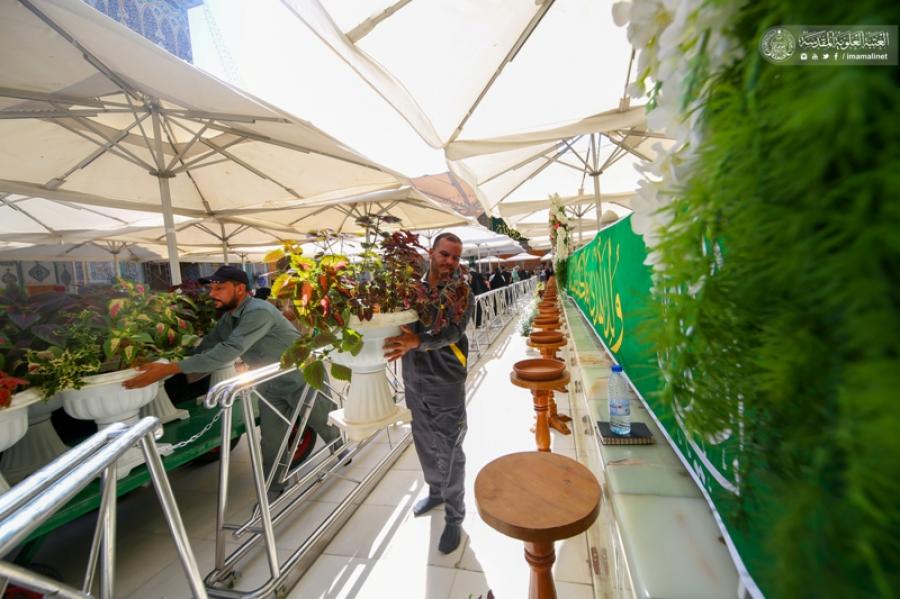 تصاویری از گل آرایی حرم علوی به مناسبت فرارسیدن ولادت پیامبر(ص)