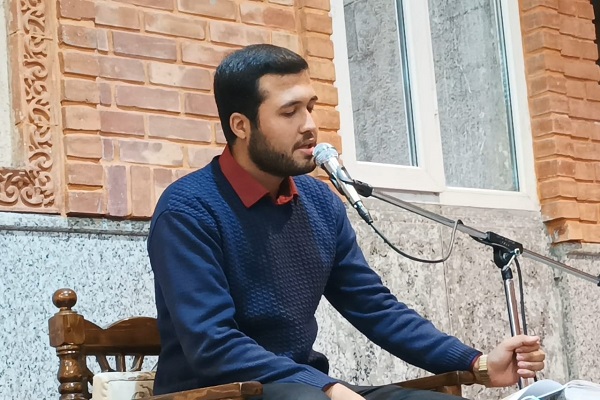 جلسه آموزش عمومی قرآن سیدعلی سجاد&zwnj;هاشمی