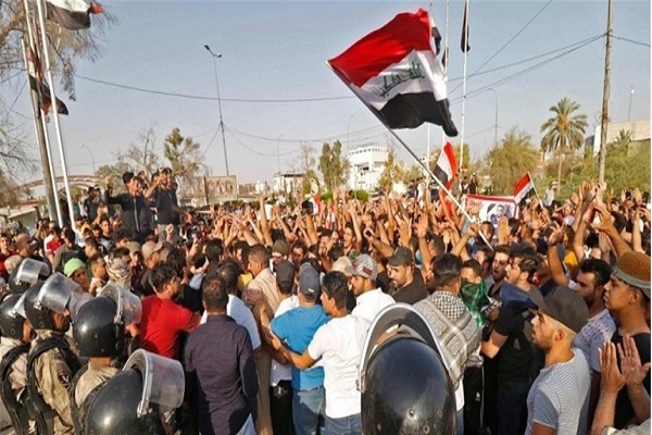 تداوم رایزنیها /ادامه اعتراضات/ رهبران سیاسی خواهان خویشتنداری معترضان هستند تداوم رایزنیها /ادامه اعتراضات/ رهبران سیاسی خواهان خویشتنداری معترضان هستند