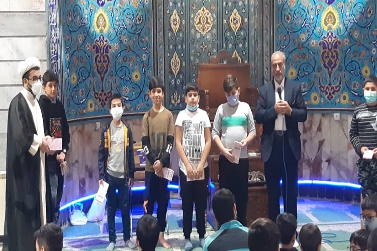 برگزاری مراسم باشکوه قرآنی ویژه ولادت پیامبر(ص) در مسجدالنبی شهرک مشیریه برگزاری مراسم باشکوه قرآنی ویژه ولادت پیامبر(ص) در مسجدالنبی شهرک مشیریه