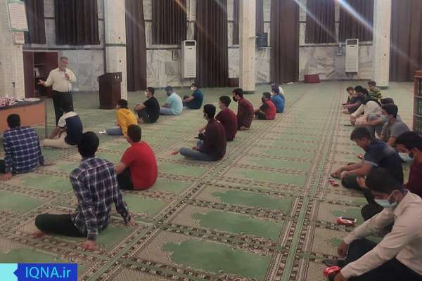 کلاسهای «مهدیشناسی و وظایف منتظران» در بوشهر برگزار شد کلاسهای «مهدیشناسی و وظایف منتظران» در بوشهر برگزار شد