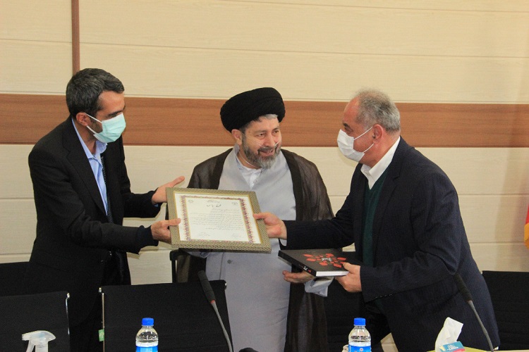 حجتالاسلام موسوی، قاسم زادعسکر و دکتر امرایی حجتالاسلام موسوی، قاسم زادعسکر و دکتر امرایی