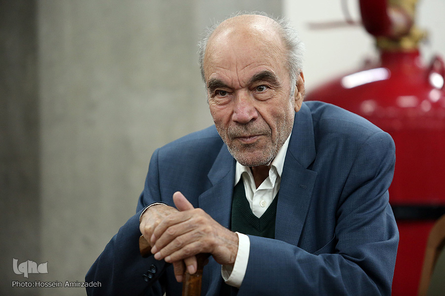 رضا داوری اردکانی