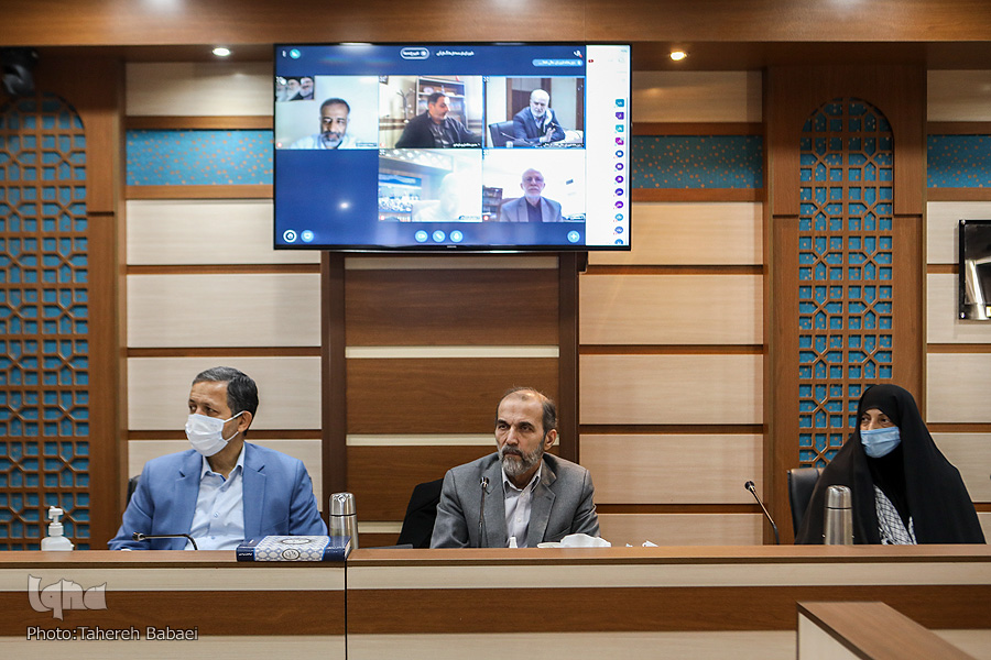 چرخش شورای توسعه بر مدار تحول&zwnj;گرایی و نخبه گزینی / رونمایی از یک سامانه، تشکیل چند کمیته و کارگروه و عضویت بسیج / غیبت وزرای دولت سیزدهم در اولین جلسه