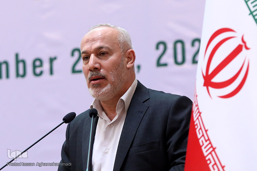 ناصر ابوشریف در همایش هفته بسیج ناصر ابوشریف در همایش هفته بسیج