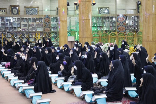 دانشآموزان مدرسة القرآن دانشآموزان مدرسة القرآن