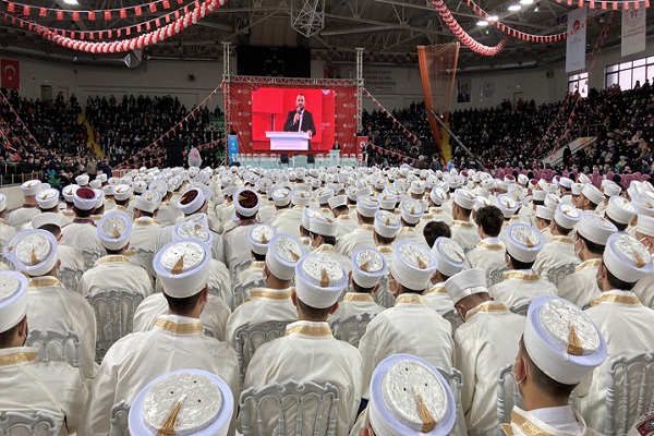 فارغ&zwnj;التحصیلی صدها حافظ قرآن در استان &laquo;ریزه&raquo; ترکیه + عکس