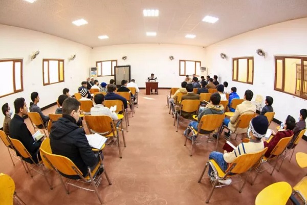 مسابقه حفظ قرآن ماهانه آستان مقدس عباسی