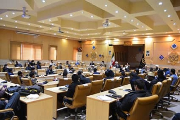 علی اکبر عالمیان، استاد جامعةالمصطفی العالمیه علی اکبر عالمیان، استاد جامعةالمصطفی العالمیه