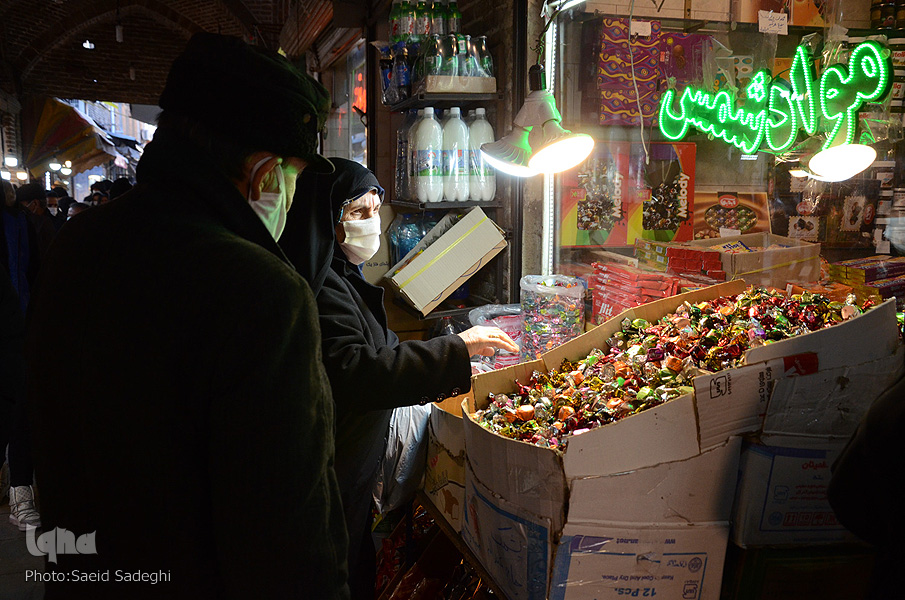 یلدا حرکت به سمت روشنایی است با امیکرون خرابش نکنیم یلدا حرکت به سمت روشنایی است با امیکرون خرابش نکنیم