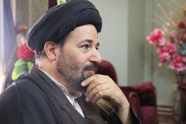 حجتالاسلام آتشزر: تولیدات نمایشی سیما، ساختاری مصرفی به خود گرفتهاند