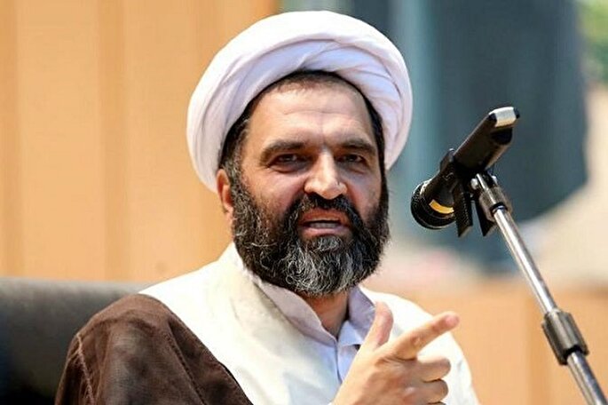 انسان‌های قدرت‌طلب امکان دریافت نور الهی را ندارند