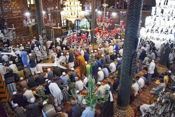 برگزاری نخستین نماز جمعه ماه رمضان در سرینگر کشمیر پس ازدو سال برگزاری نخستین نماز جمعه ماه رمضان در سرینگر کشمیر پس ازدو سال