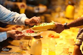 افطاری ساده گروه جهادی مسیحادم