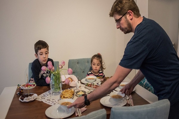 هم&zwnj;زمانی روزه&zwnj;داری مسلمانان و مسیحیان در آلمان