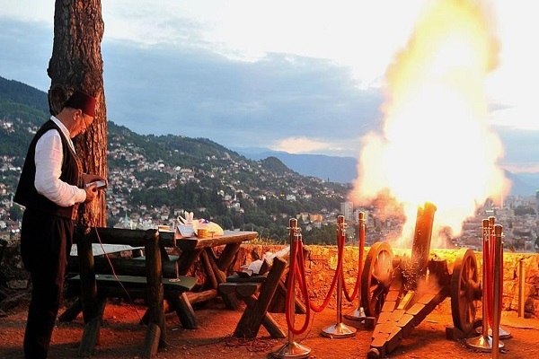 توپ افطار و سحوری در بالکان + فیلم