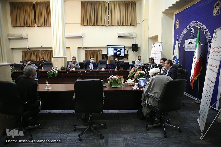 قرآن کریم برترین منبع برای ساختن تمدن نوین اسلامی است قرآن کریم برترین منبع برای ساختن تمدن نوین اسلامی است