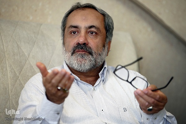 &laquo;همه در برابر قانون یکسان هستند&raquo;؛ غلط است/ گذشت از خطای مردم و سختگیری به مسئولان