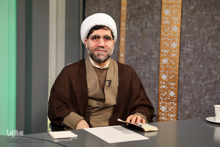 حجت الاسلام میرزایی عضو هیئت علمی المصطفی حجت الاسلام میرزایی عضو هیئت علمی المصطفی