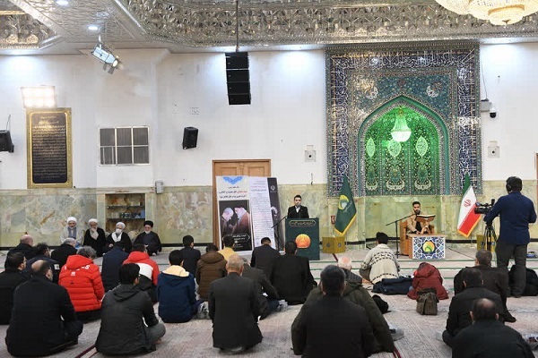 کرسی تلاوت قرآن