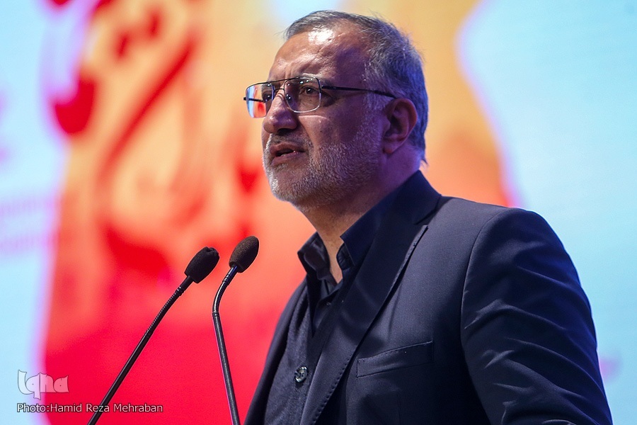 ۳ توصیه پیامبر(ص) برای تربیت فرزندان ۳ توصیه پیامبر(ص) برای تربیت فرزندان