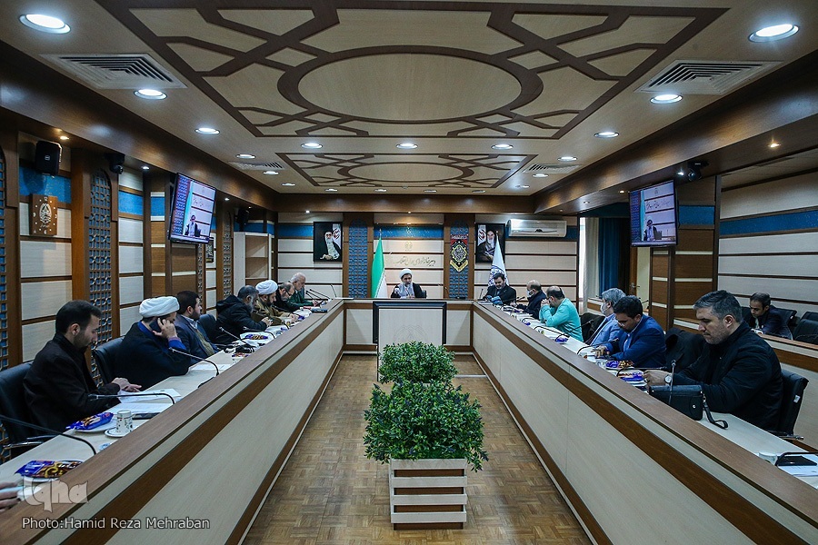 تأکید بر انتخاب مدیران کارگروهها و شفافیت در انتخاب خادمان قرآن ؛ مهلت یک ماهه به وزارت علوم تأکید بر انتخاب مدیران کارگروهها و شفافیت در انتخاب خادمان قرآن ؛ مهلت یک ماهه به وزارت علوم