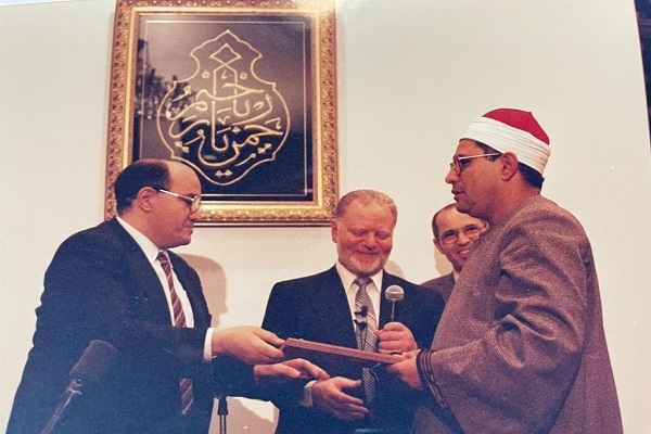 «امیر نغمات» تلاوت و یک عمر خدمت به قرآن کریم «امیر نغمات» تلاوت و یک عمر خدمت به قرآن کریم