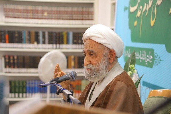 آیتالله رضا استادی، عضو جامعه مدرسین حوزه علمیه قم آیتالله رضا استادی، عضو جامعه مدرسین حوزه علمیه قم