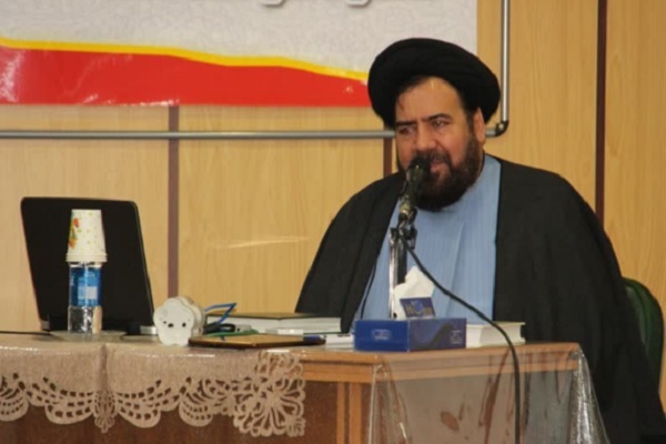 حجتالاسلام والمسلمین سیداحمد قاضی، رئیس اداره عقیدتی ـ سیاسی نیروی هوایی ارتش حجتالاسلام والمسلمین سیداحمد قاضی، رئیس اداره عقیدتی ـ سیاسی نیروی هوایی ارتش