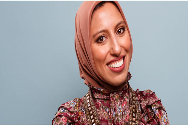 ملانی التورک(Melanie Elturk)، مدیرعامل و بنیانگذار Haute Hijab در ایالات متحده ملانی التورک(Melanie Elturk)، مدیرعامل و بنیانگذار Haute Hijab در ایالات متحده