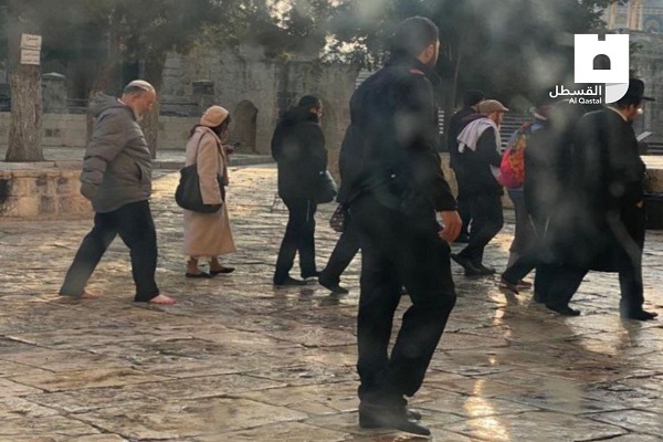یورش مستمر صهیونیستها به مسجد الاقصی و بازداشت دهها فلسطینی یورش مستمر صهیونیستها به مسجد الاقصی و بازداشت دهها فلسطینی