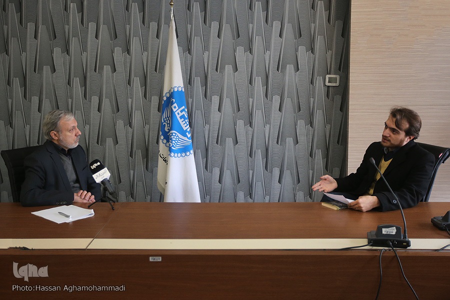 فرهنگ اسلامی و شیعی مبتنی بر فرهنگ نقد و نقدپذیری است + فیلم فرهنگ اسلامی و شیعی مبتنی بر فرهنگ نقد و نقدپذیری است + فیلم