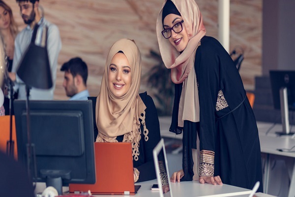 سمیه غریان، مدیر اجرایی بنیاد اکرام سمیه غریان، مدیر اجرایی بنیاد اکرام