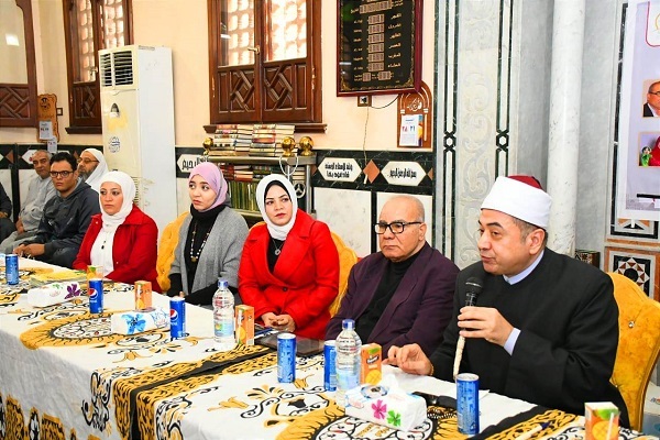 آغاز برنامه تعطیلات میانه سال در مساجد برای کودکان در مصر+ عکس آغاز برنامه تعطیلات میانه سال در مساجد برای کودکان در مصر+ عکس