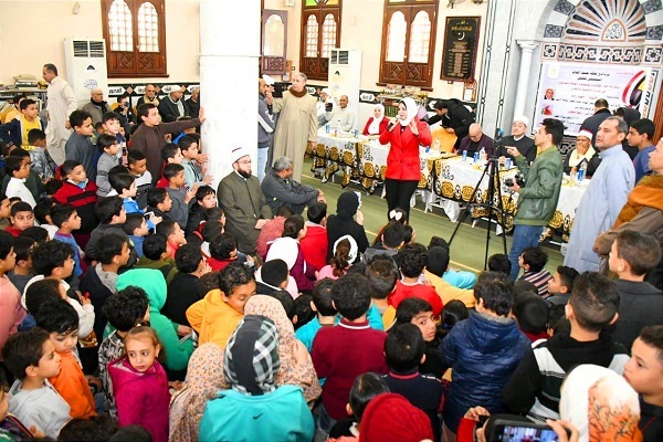 آغاز برنامه تعطیلات میانه سال در مساجد برای کودکان در مصر+ عکس آغاز برنامه تعطیلات میانه سال در مساجد برای کودکان در مصر+ عکس
