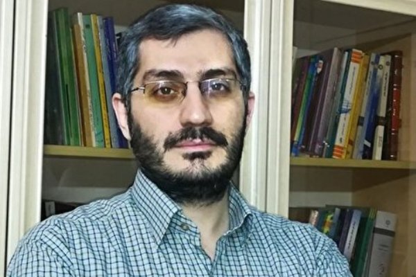 احسان کیان‌خواه