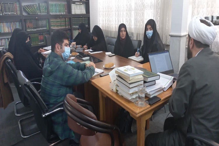 ارسال/ نگاه انحصاری به تفسیر تنزیلی نادرست است