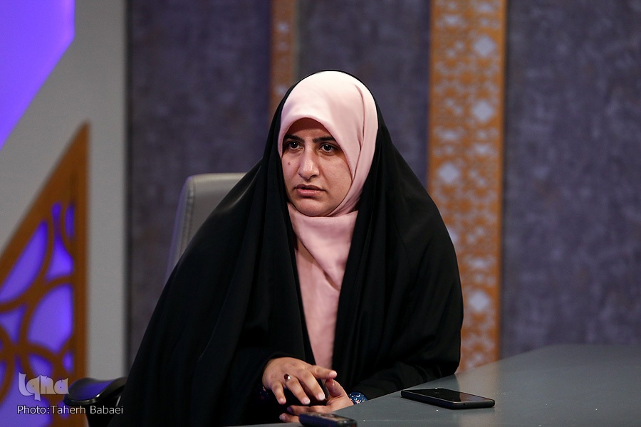 طهورا منزوی، مجمع مدارس دانشجویی قرآن و عترت دانشگاه تهران