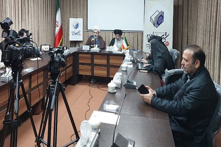 حجج اسلام مقیمی حاجی و سیدحمید جزایری