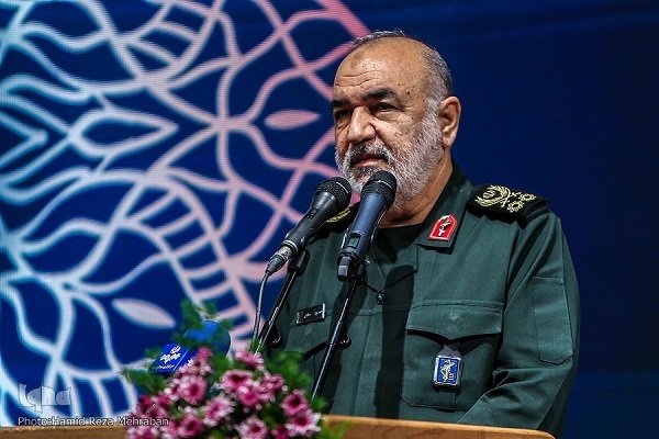 سردار حسین سلامی فرمانده کل سپاه سردار حسین سلامی فرمانده کل سپاه