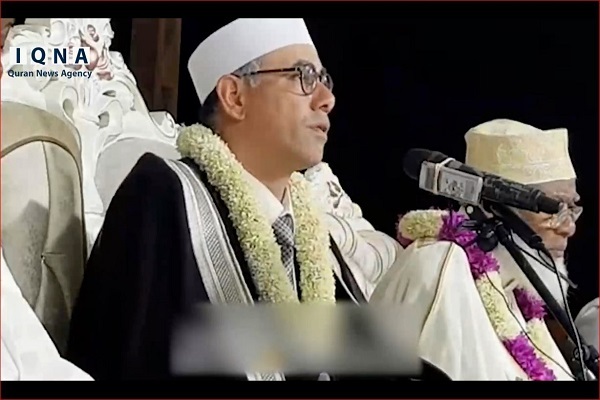 تلاوت قاری مصری در جمع مسلمانان آفریقا