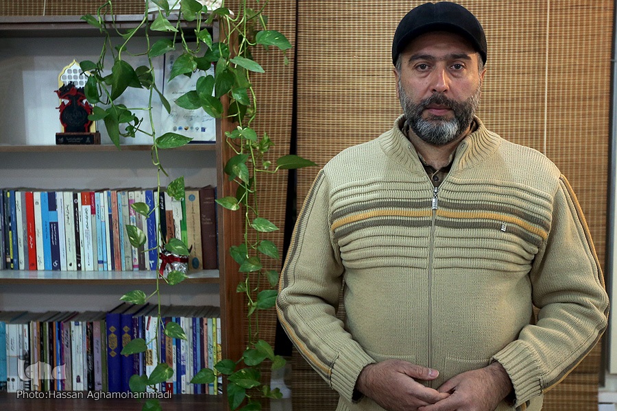 مهدی مظفری عروسک ساز