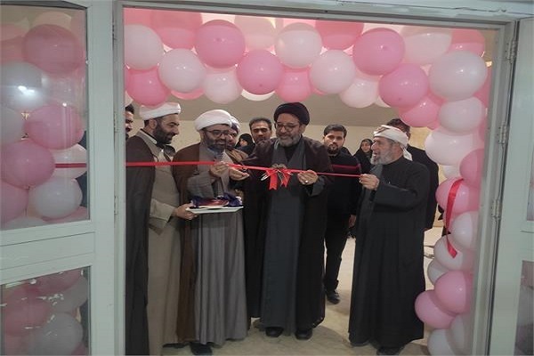 آیین افتتاح مؤسسه فاطمهالزهرا(س) قشم آیین افتتاح مؤسسه فاطمهالزهرا(س) قشم