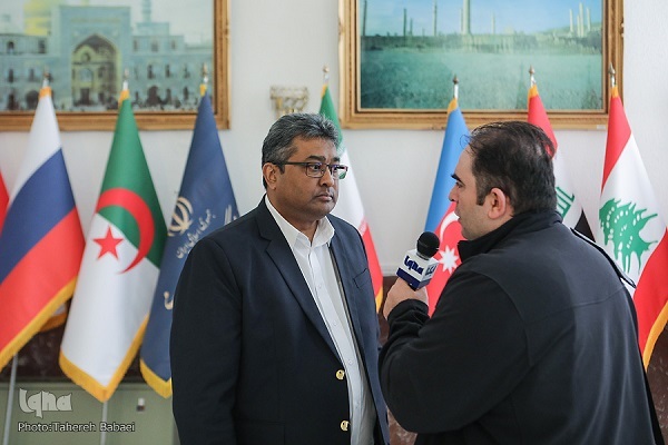 پروفسور منیراج سوگداوان (Maniraj Sukdaven)، استاد دانشکده الهیات دانشگاه پرتوریا