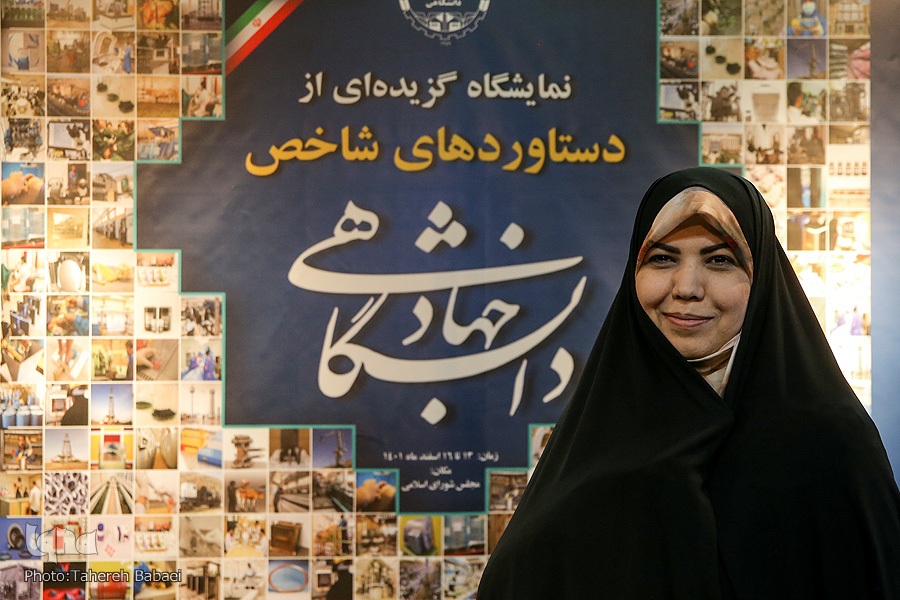 زهرا شیخی، سخنگوی کمیسیون بهداشت و درمان مجلس و عضو هیئت امنای جهاددانشگاهی زهرا شیخی، سخنگوی کمیسیون بهداشت و درمان مجلس و عضو هیئت امنای جهاددانشگاهی