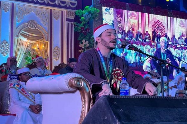 استقبال بینظیر از قاری مصری در بنگلادش+ عکس استقبال بینظیر از قاری مصری در بنگلادش+ عکس