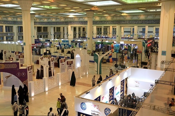 مدیران بخشهای مختلف نمایشگاه قرآن معرفی شدند مدیران بخشهای مختلف نمایشگاه قرآن معرفی شدند