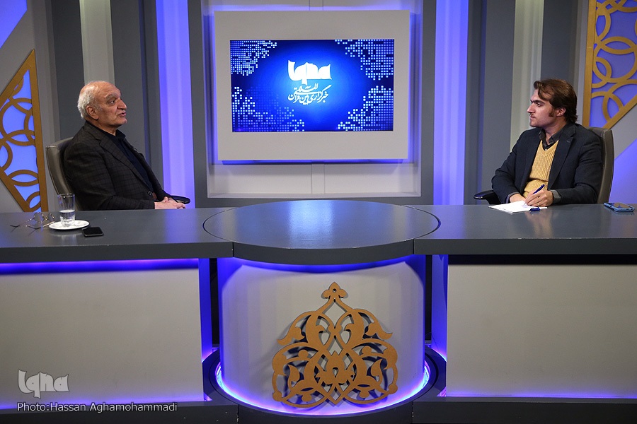 مردم از سیستم آموزشی جلوترند/ توسعه بدون آزادی بیان محقق نمیشود + فیلم مردم از سیستم آموزشی جلوترند/ توسعه بدون آزادی بیان محقق نمیشود + فیلم